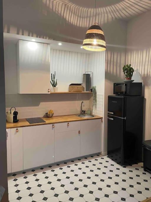 Bel Appartement Au Coeur De Marseille Bagian luar foto